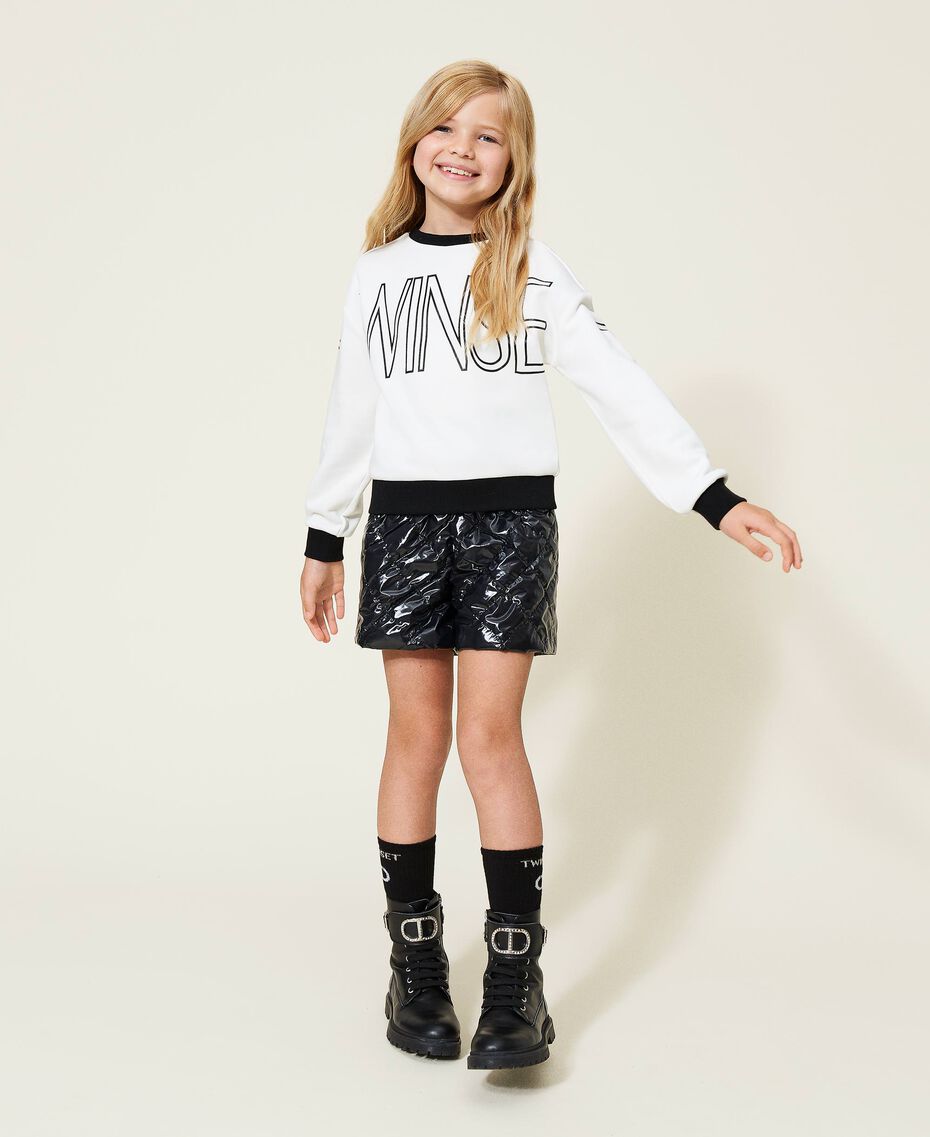 Logo sweatshirt and quilted shorts Bicolour Off White / Black Child 222GJ2111-01