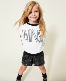 Logo sweatshirt and quilted shorts Bicolour Off White / Black Child 222GJ2111-02