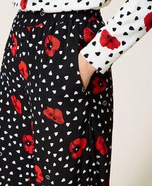 Pantalon avec imprimé cœurs et coquelicots Imprimé Romantic Poppy Noir Femme 222TQ201C-05
