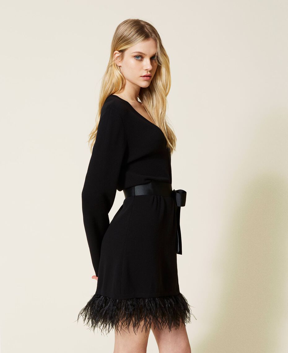 Vestido corto de punto con plumas Mujer, Negro | TWINSET Milano