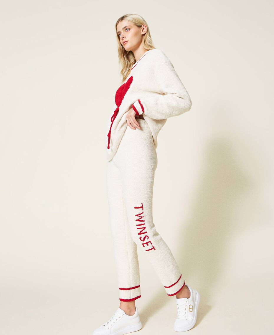 Jumper and trousers with heart and logo Two-tone "Sugar" White / Ardent Red Woman 222LL3ABB-03