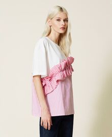 T-shirt avec insertion rayée et Vichy Bicolore Blanc Cassé/Rose « Hot Pink » Femme 221AT2250-04