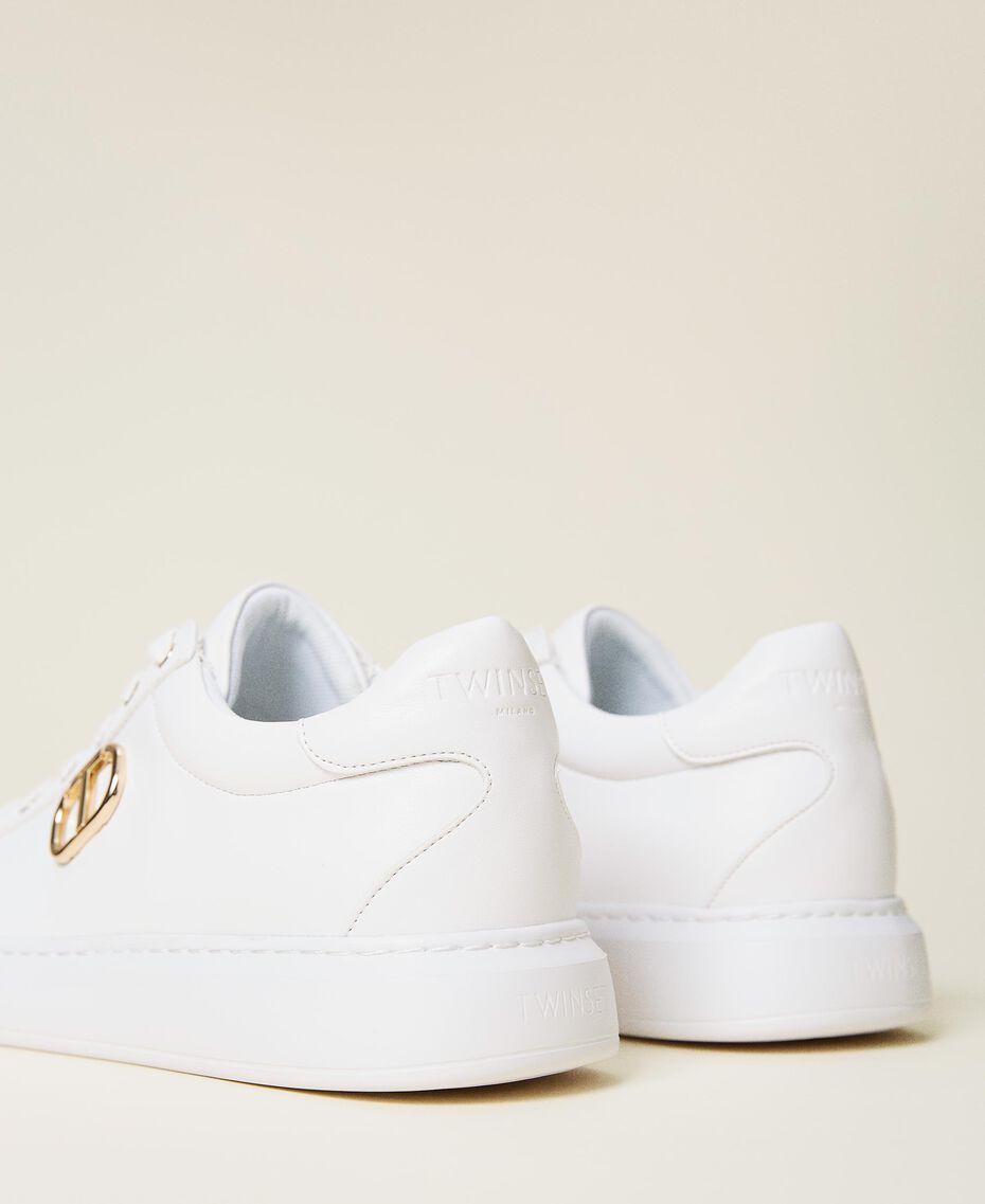Trainers with logo White Woman 222TCP010-03