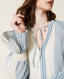 Robe courte en gaze rayée Gaze Rayure Blanc « Neige »/Bleu « Infini » Femme 221TT2332-05
