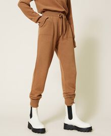 Wool and cashmere joggers “Rum” Brown Woman 212TT3124-03