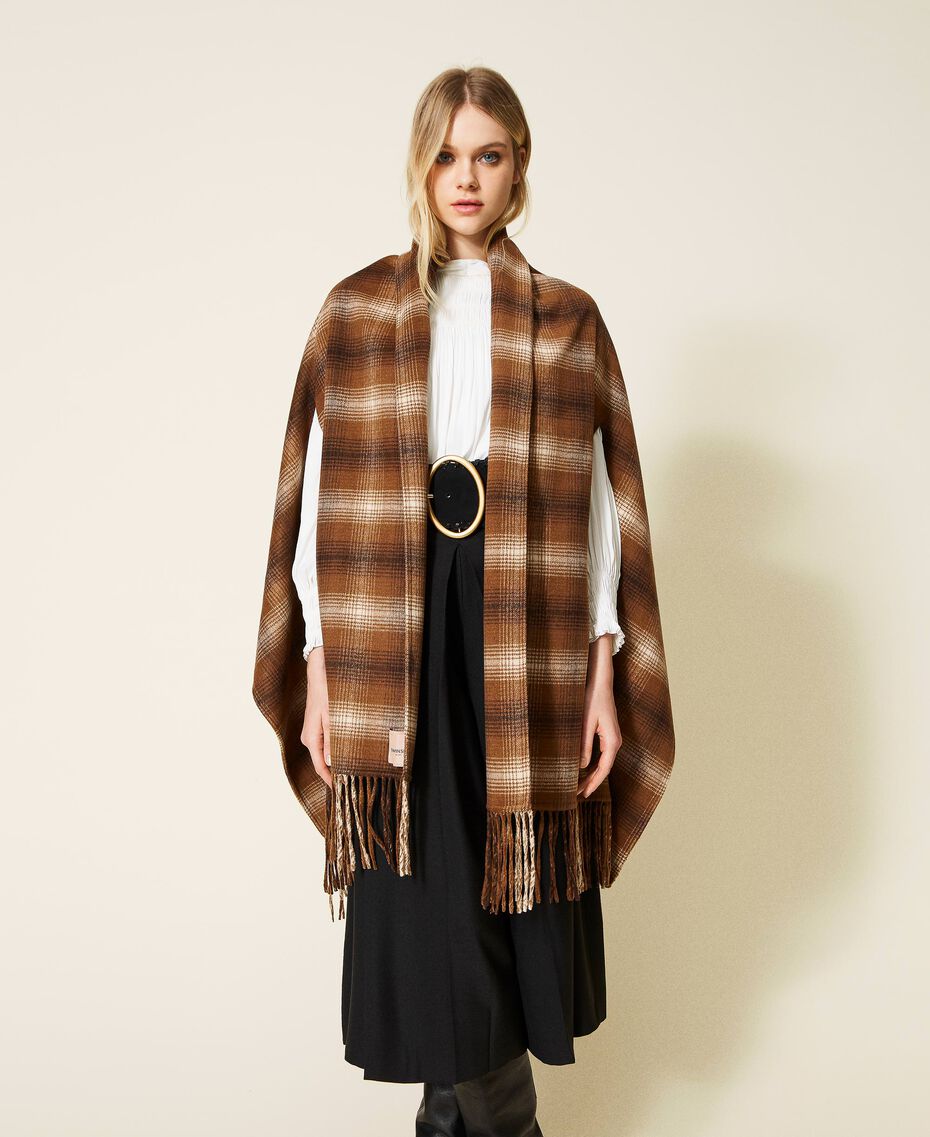 Double wool blend poncho with check pattern Camel / Black Check Woman 222TA410M-02
