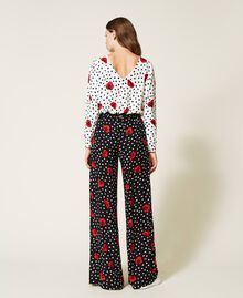 Pantalon avec imprimé cœurs et coquelicots Imprimé Romantic Poppy Noir Femme 222TQ201C-04