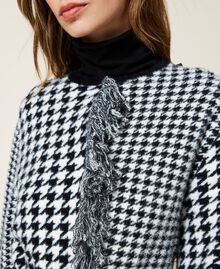 Jacquard knit coat with houndstooth pattern Snow / Black Houndstooth Pattern Woman 222TT3150-04