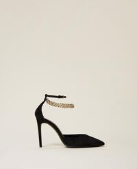Leather court shoes with chain and strap