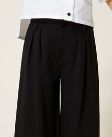Pantalon cropped avec bas contrasté Bicolore Noir / Blanc Cassé Enfant 221GJ2232-05
