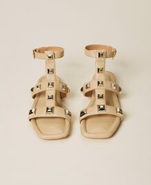 Sandale aus Nappaleder mit Nieten Nudebeige Frau 221TCP054-05