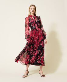 Floral creponne long dress Fuchsia / Black Autumn Flowers Print Woman 222TP2695-0T
