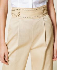 Pantalon avec broderies ajourées Rose « Cuban Sand » Femme 221TP2413-04