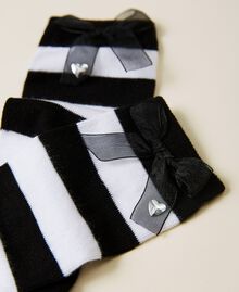Striped socks with bow Off White / Black Stripes Child 222GJ4600-02