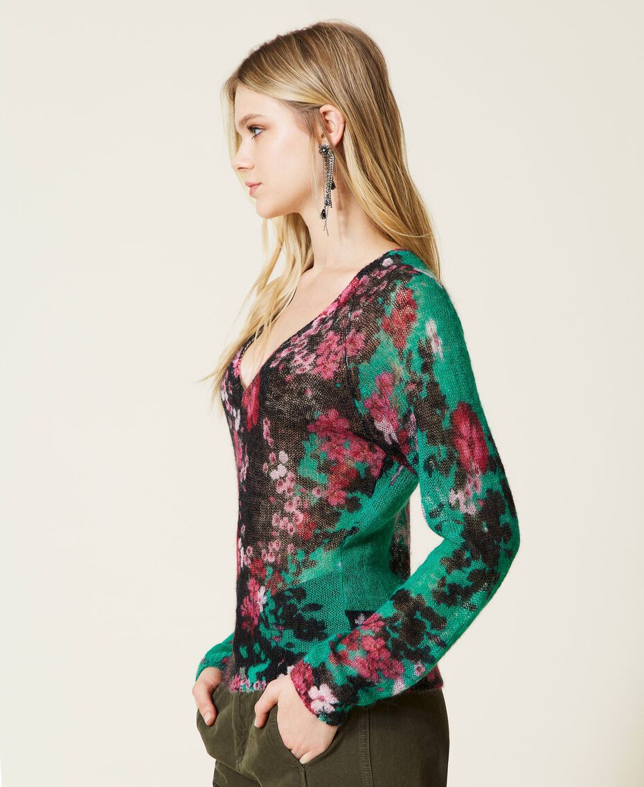 Printed mohair blend V neck jumper "Peppermint" Green / Black Autumn Flowers Print Woman 222TP3540-02