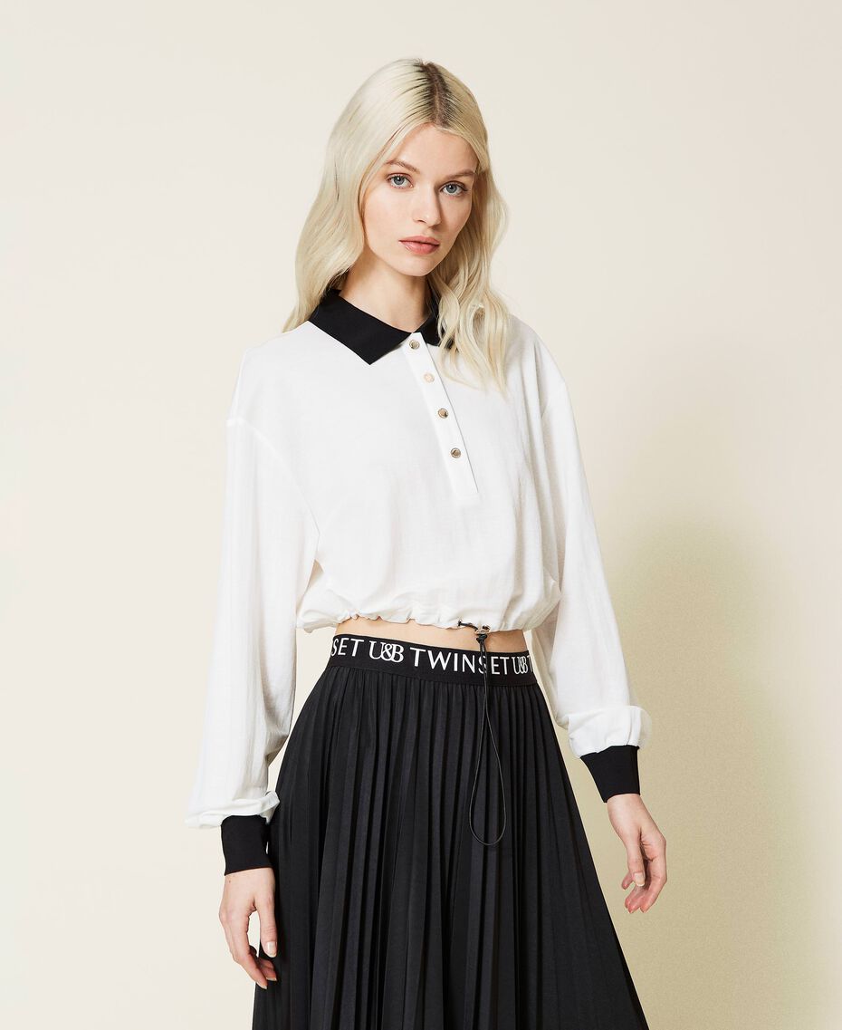Sweat-shirt cropped avec cordon coulissant Bicolore Blanc Neige / Noir Femme 221LL27BB-01