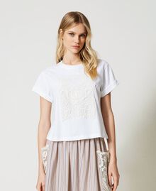Camiseta con bordado macramé Blanco Mujer 231TP2140-01
