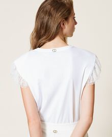 Valenciennes lace t-shirt White Snow Woman 221TP2230-03