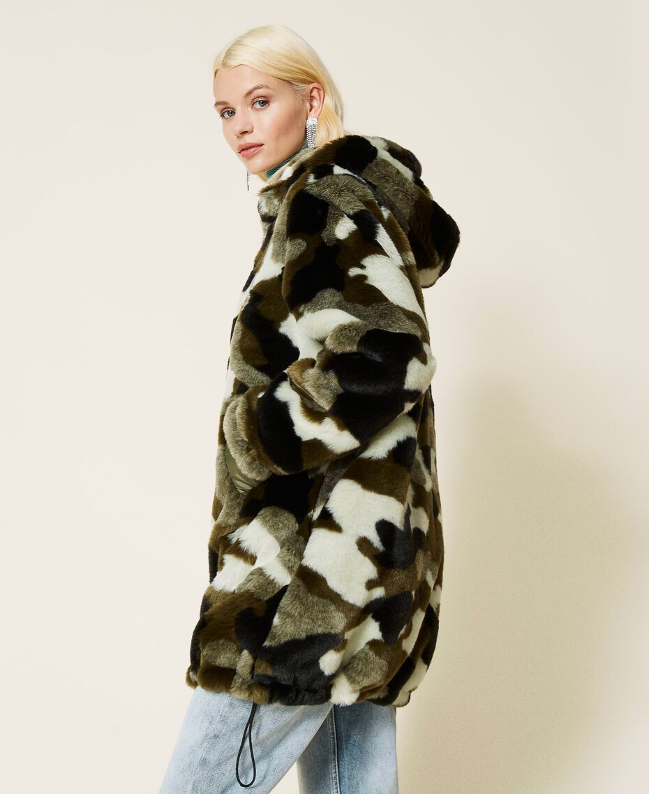 Slægtsforskning Parasit eksplicit Reversible camouflage puffer jacket Woman, Patterned | TWINSET Milano