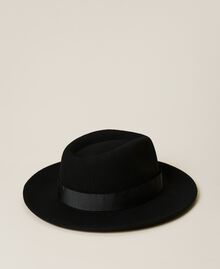Hut aus Wolltuch mit stilisierter Trense Schwarz Frau 222TO5053-03