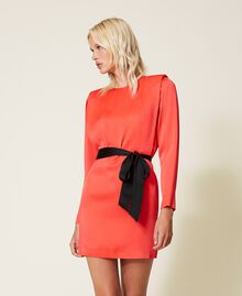 Kleid aus Envers-Satin-Cady „Coral Candy“-Rot Frau 212TT2412-01