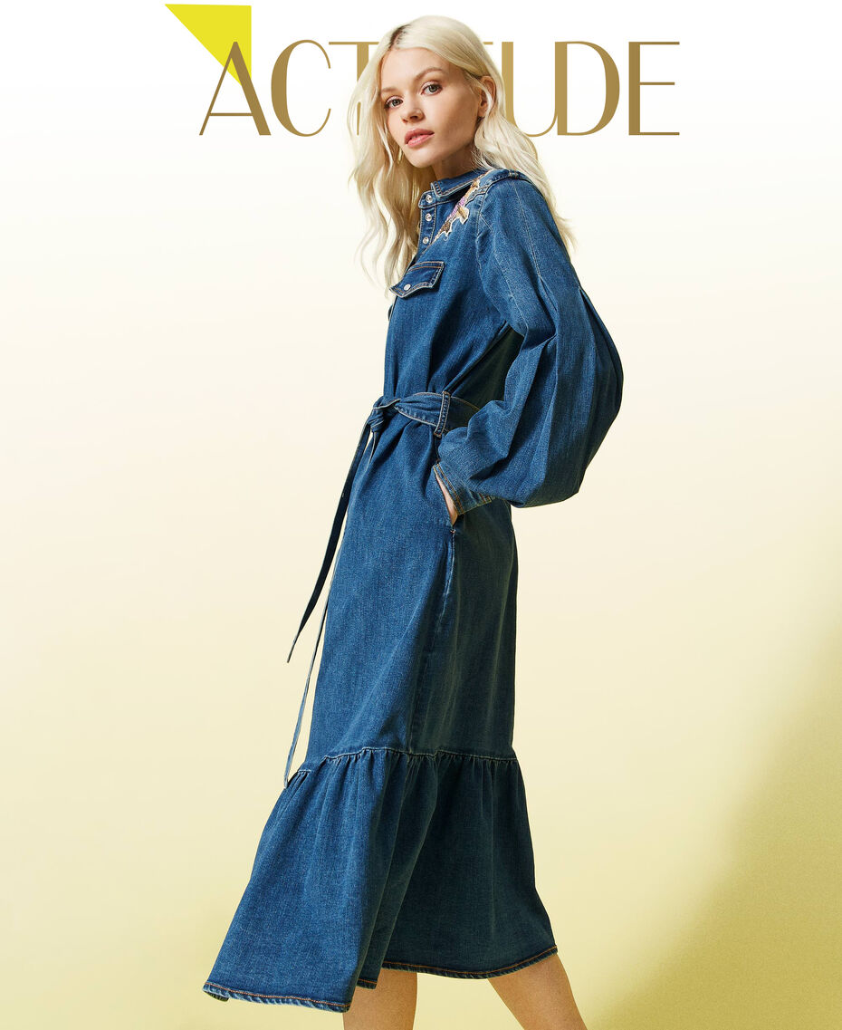 Robe longue en jean avec patch brodé Bleu "Denim Moyen" Femme 221AT234C-01