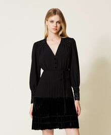 Short crêpe and velvet dress Black Woman 222TT2191-01