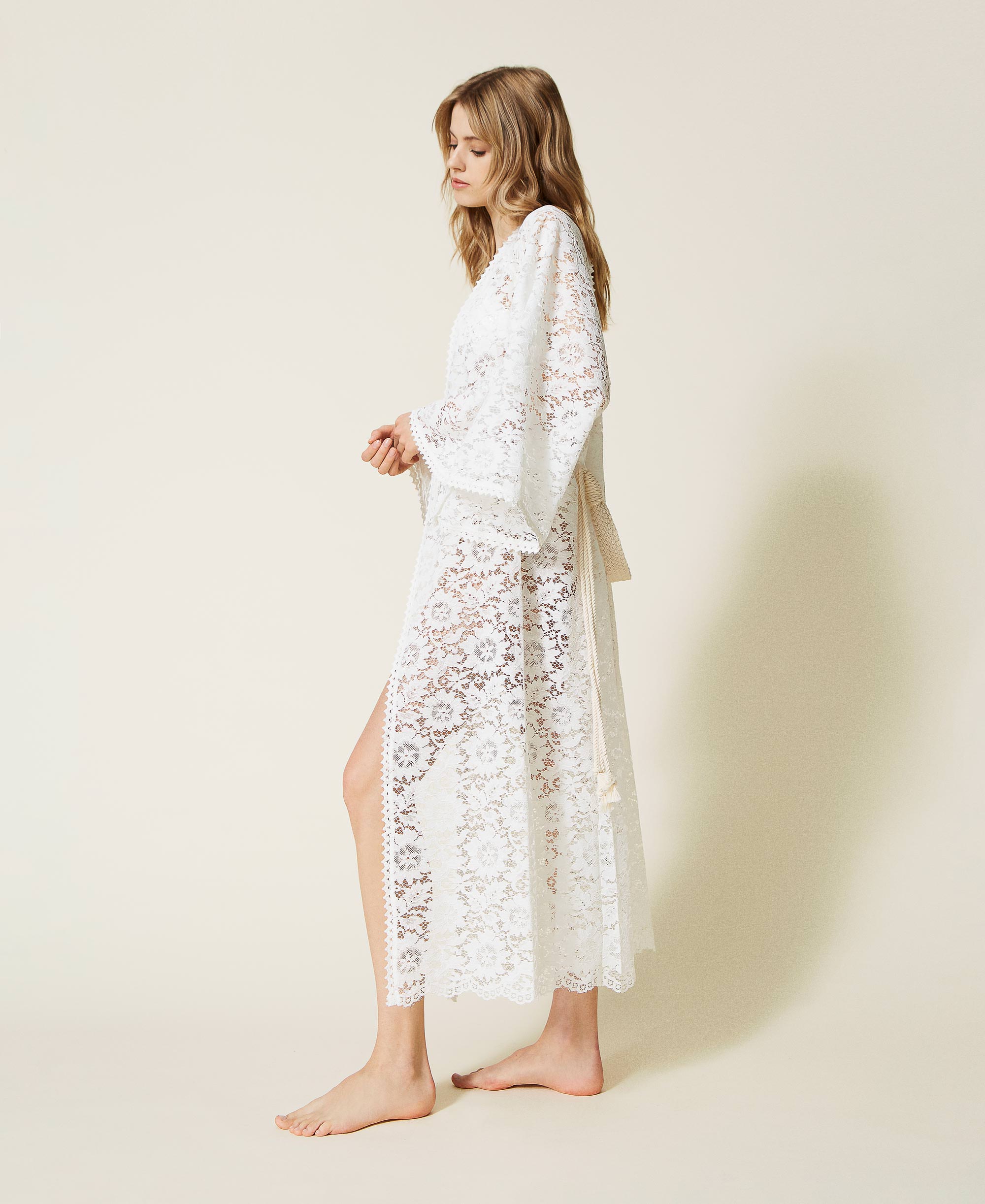 Caftano lungo in pizzo macramè Donna, Bianco | TWINSET Milano