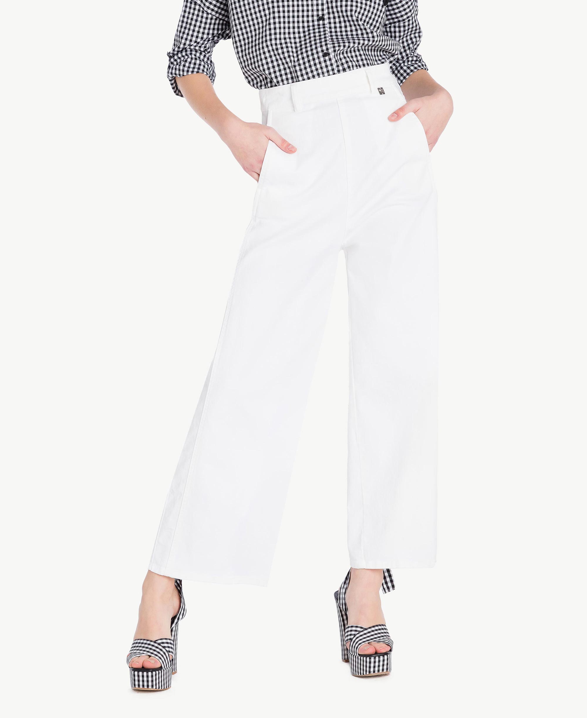 Cropped trousers