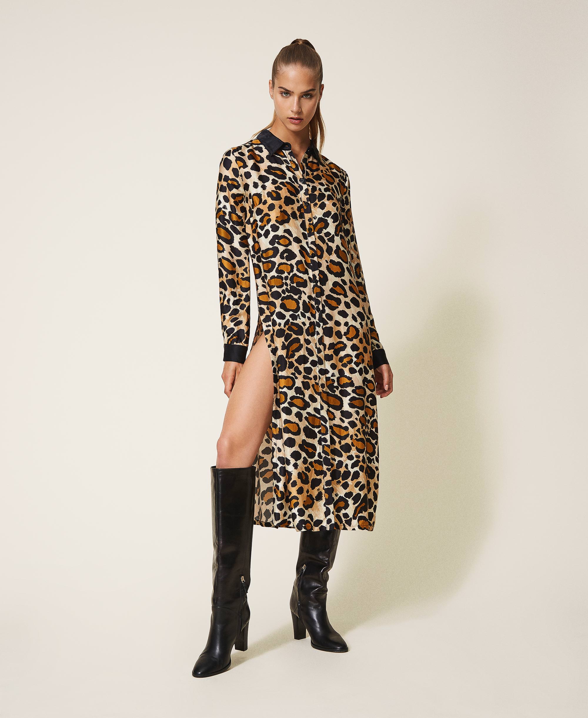 Abito chemisier in raso animalier Donna, Marrone | TWINSET Milano