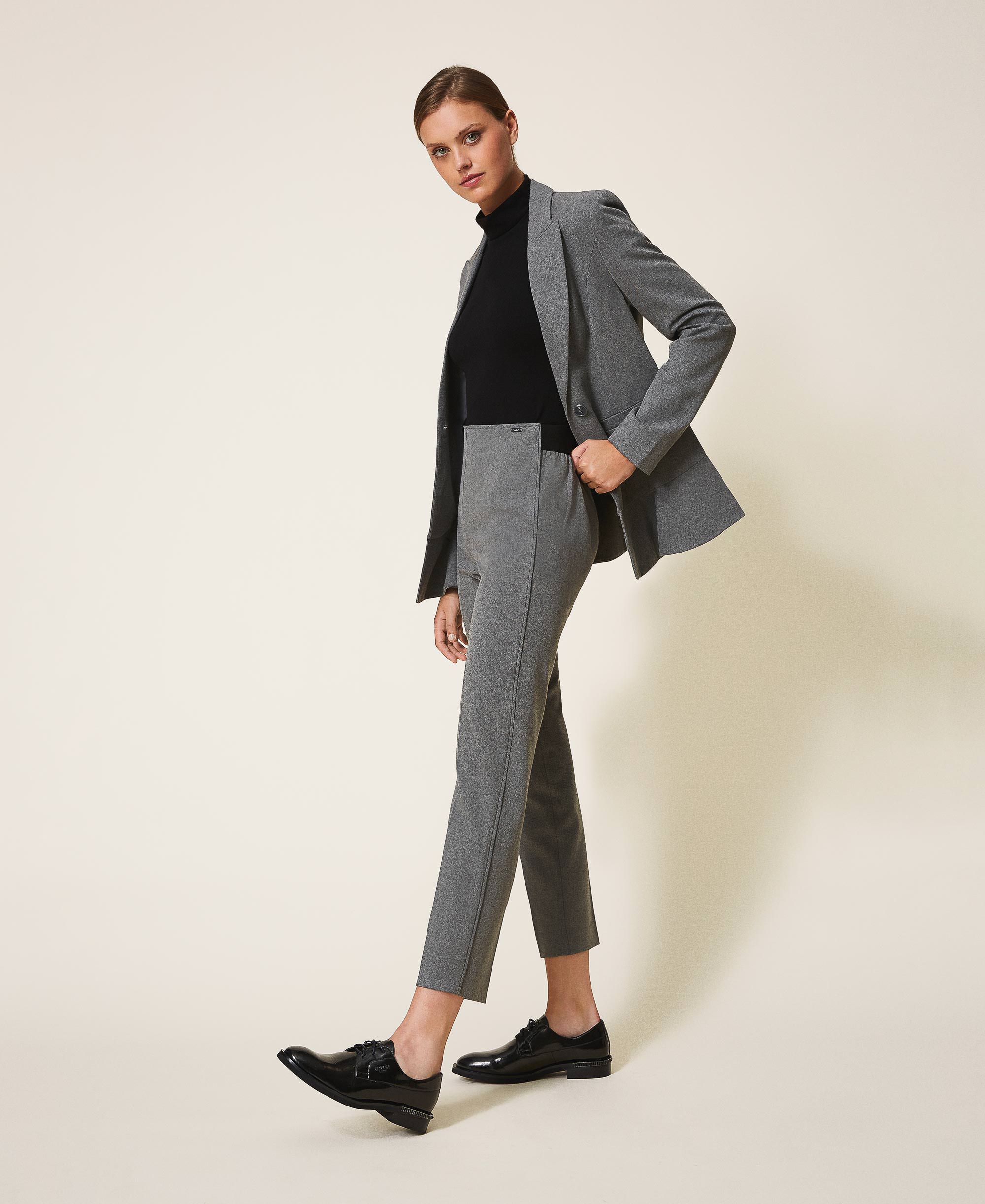Cigarette trousers with piping Woman 