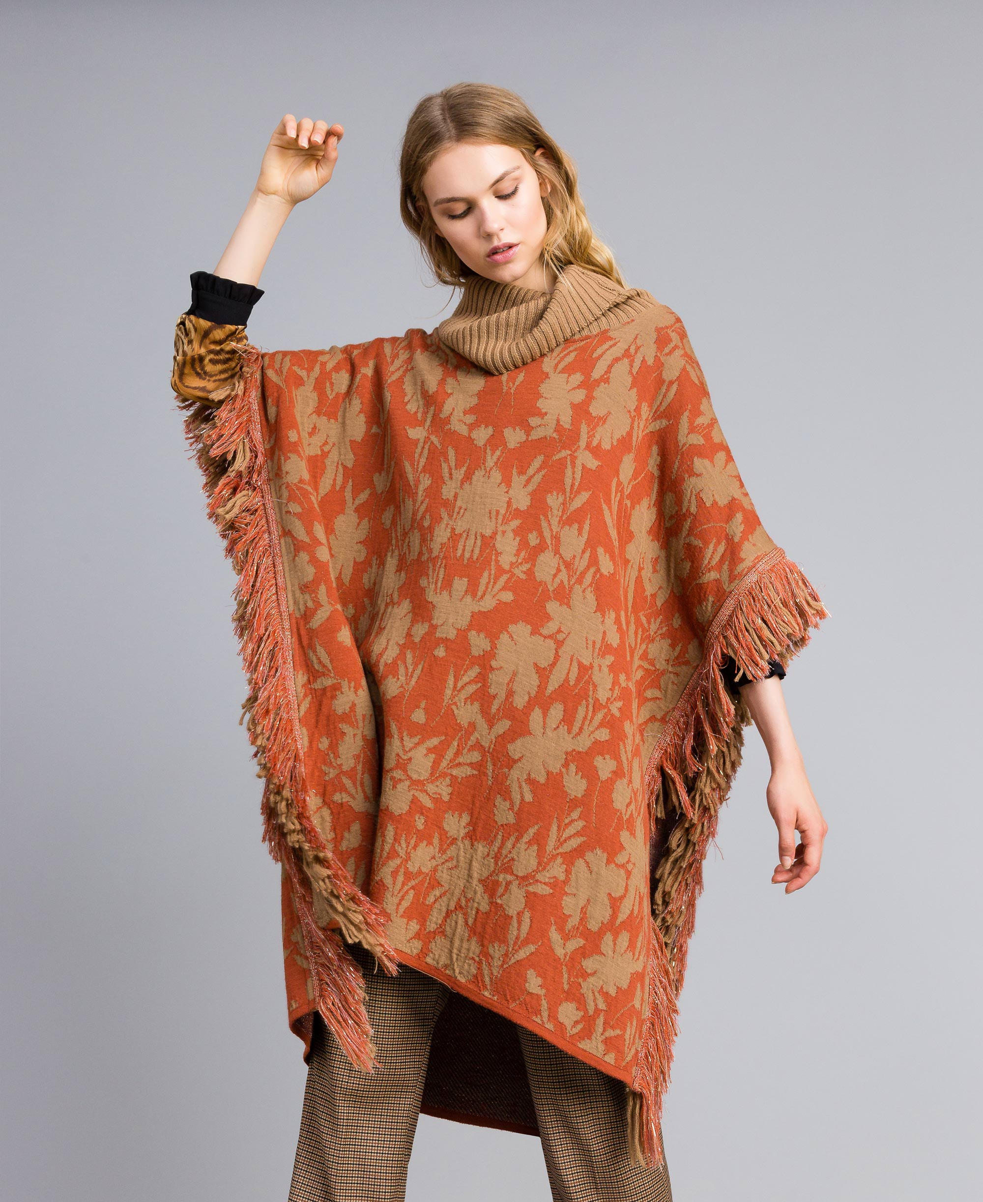 Knitted jacquard floral print poncho