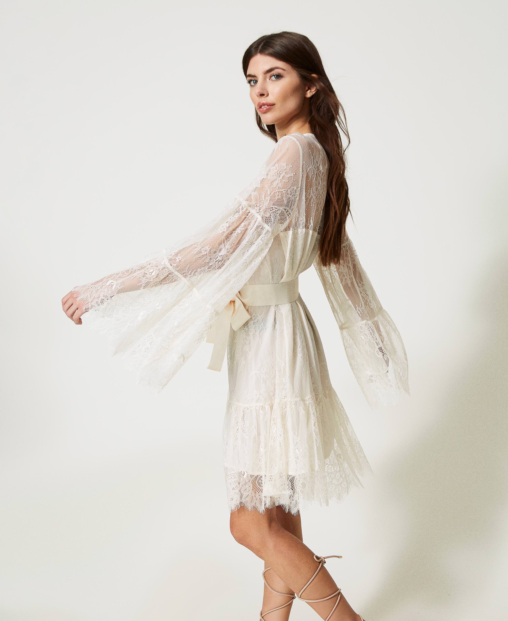 Bermuda Twinset Actitude con pizzo e cintura donna