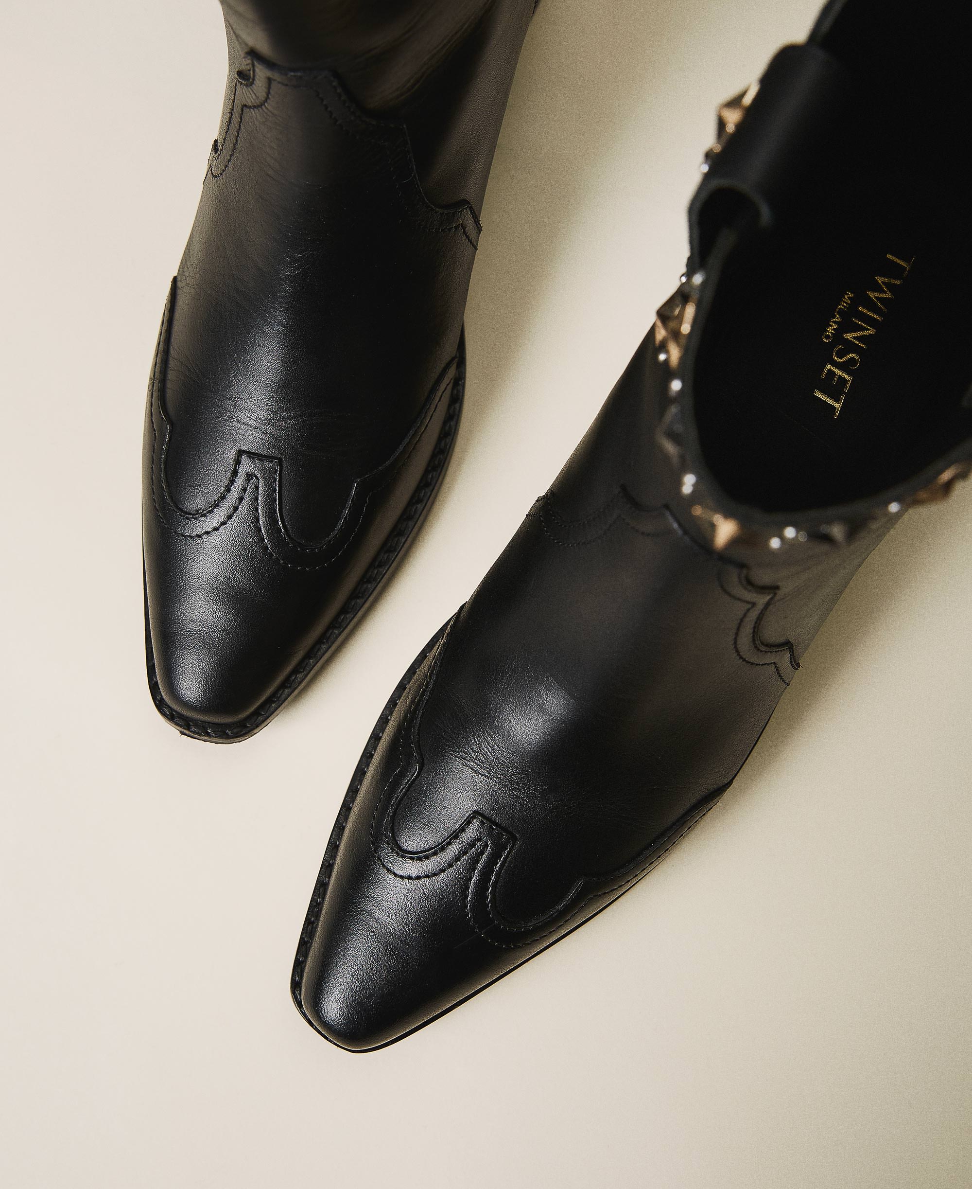 Botines de piel con tachuelas Mujer, Negro | TWINSET Milano