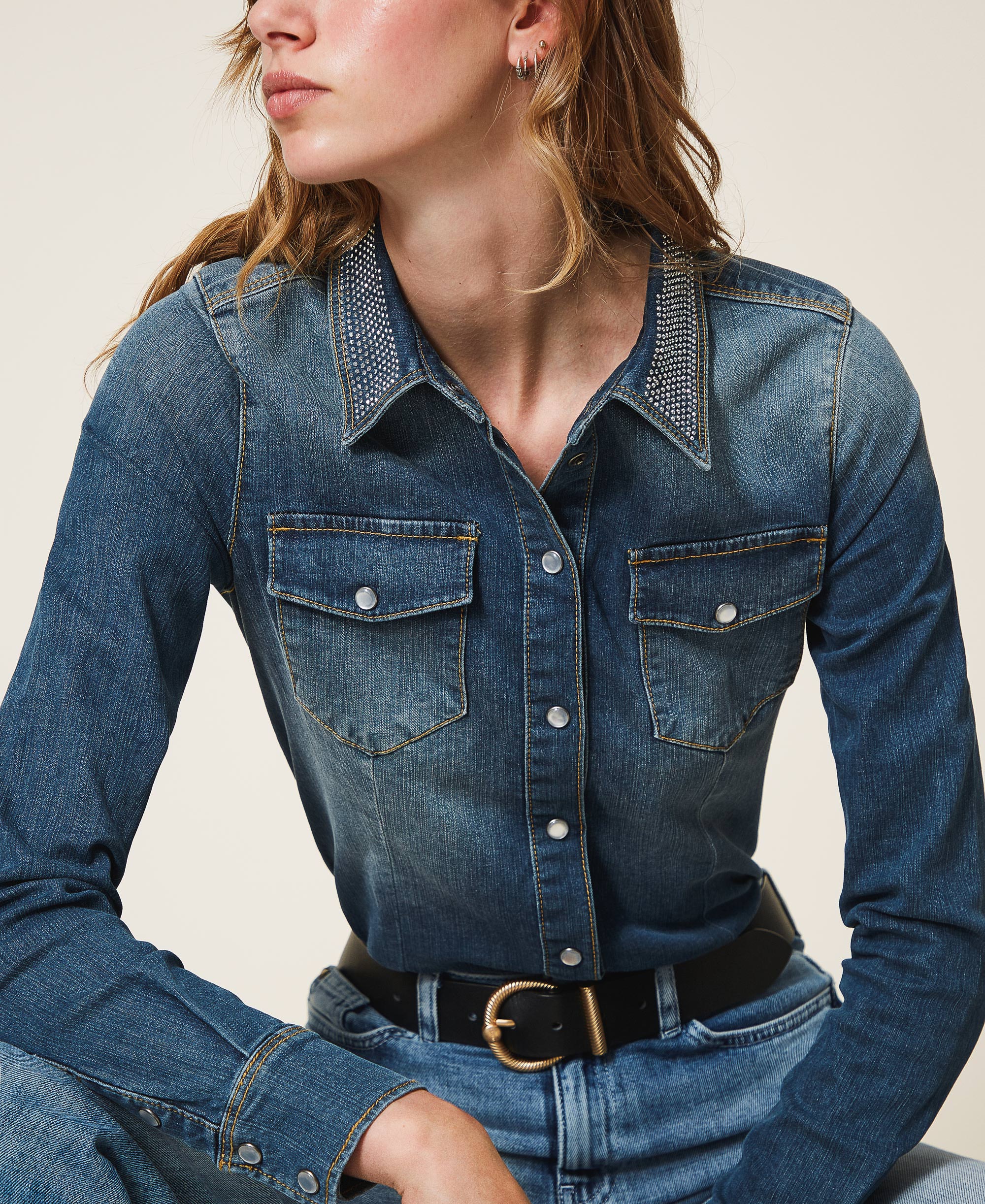 Camicia in jeans con borchie Donna, Blu | TWINSET Milano