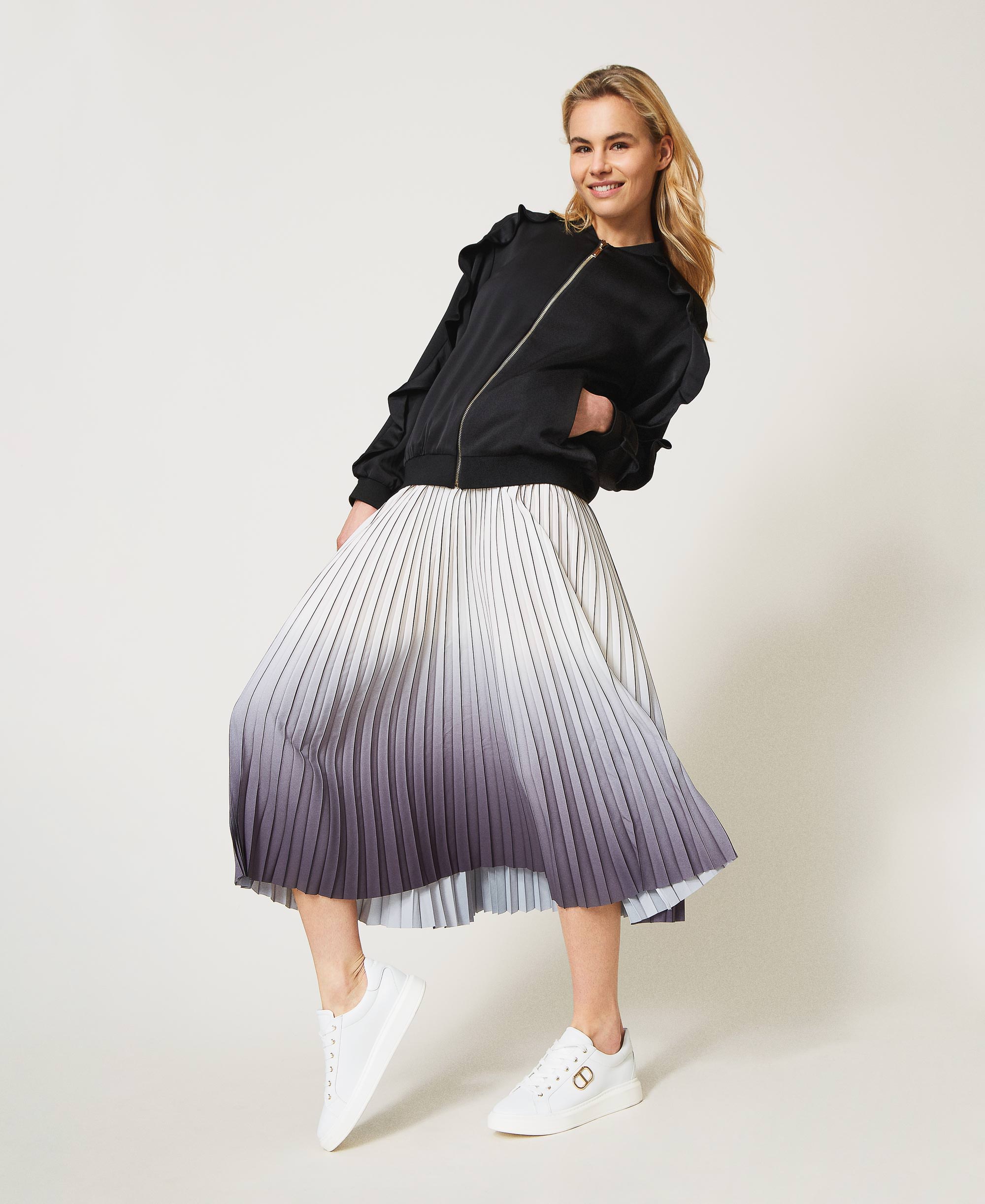 Pleated skirt with fadeout print Woman, Black | TWINSET Milano