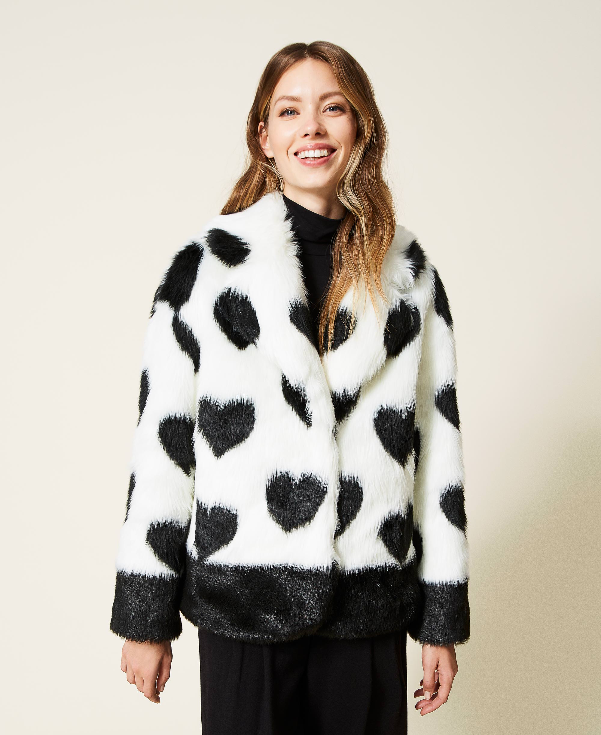 Faux fur jacket with hearts Woman, White | TWINSET Milano