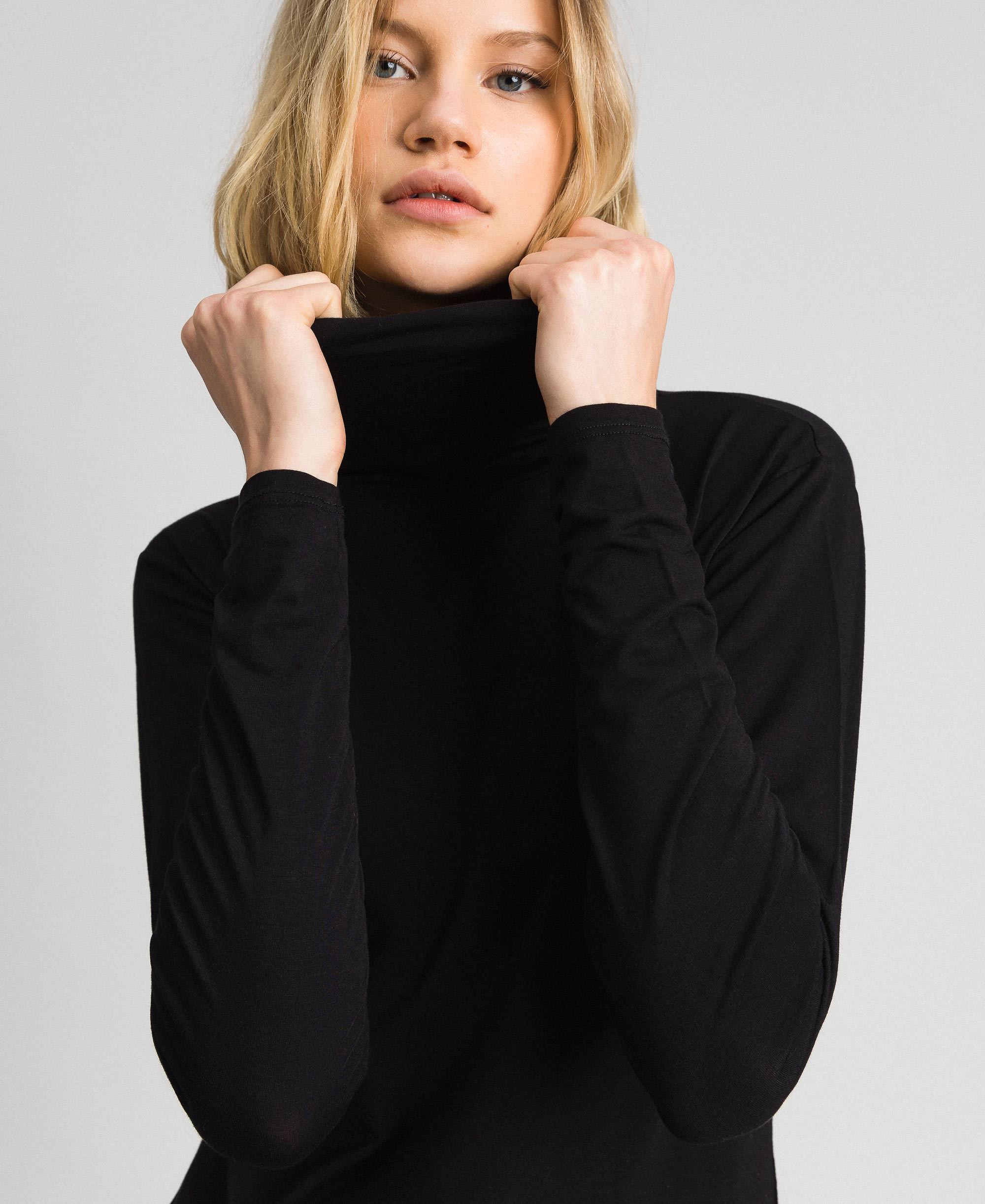Jersey mock turtleneck