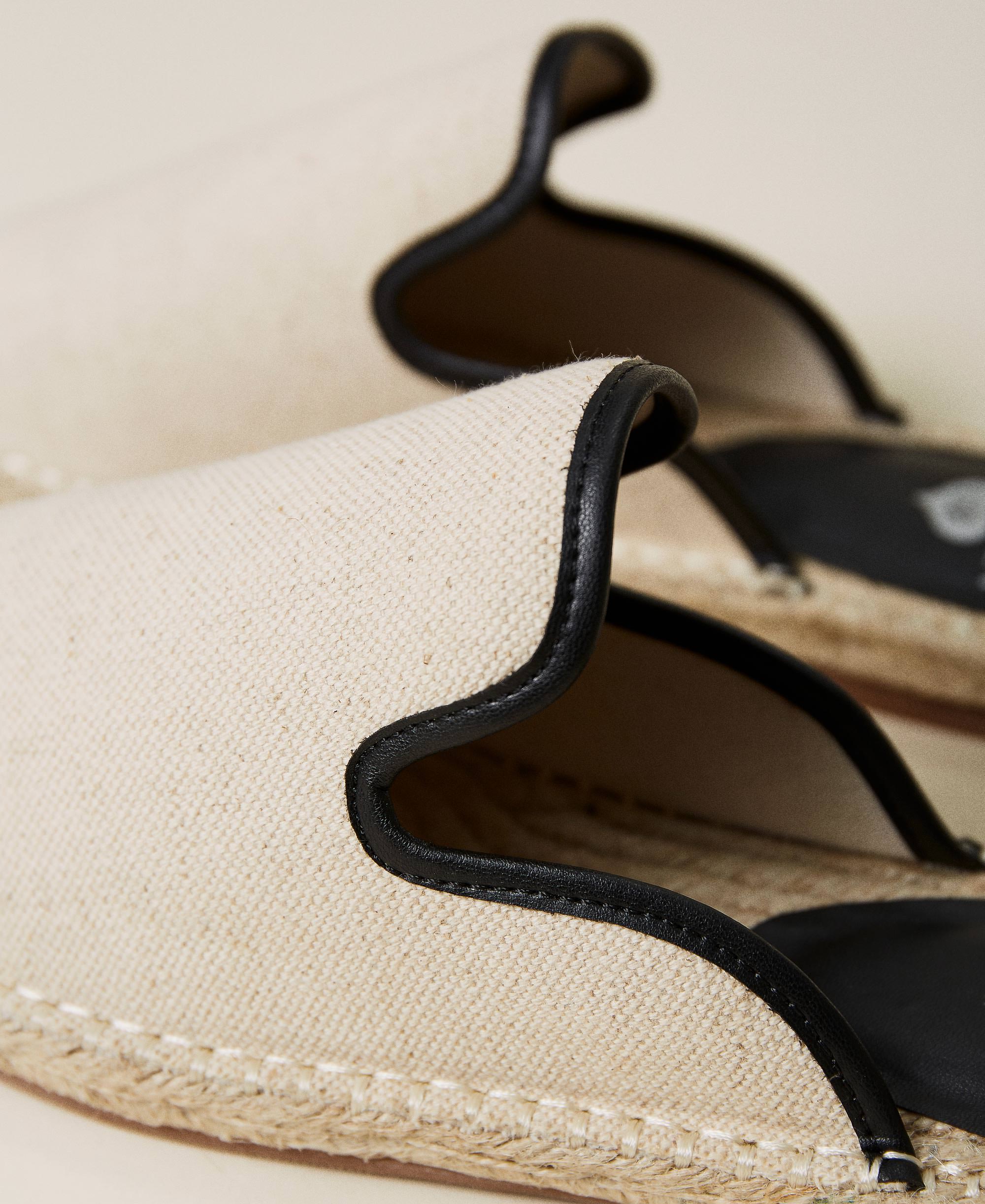 modelo zueco de tejido y cuerda Mujer, Negro Milano