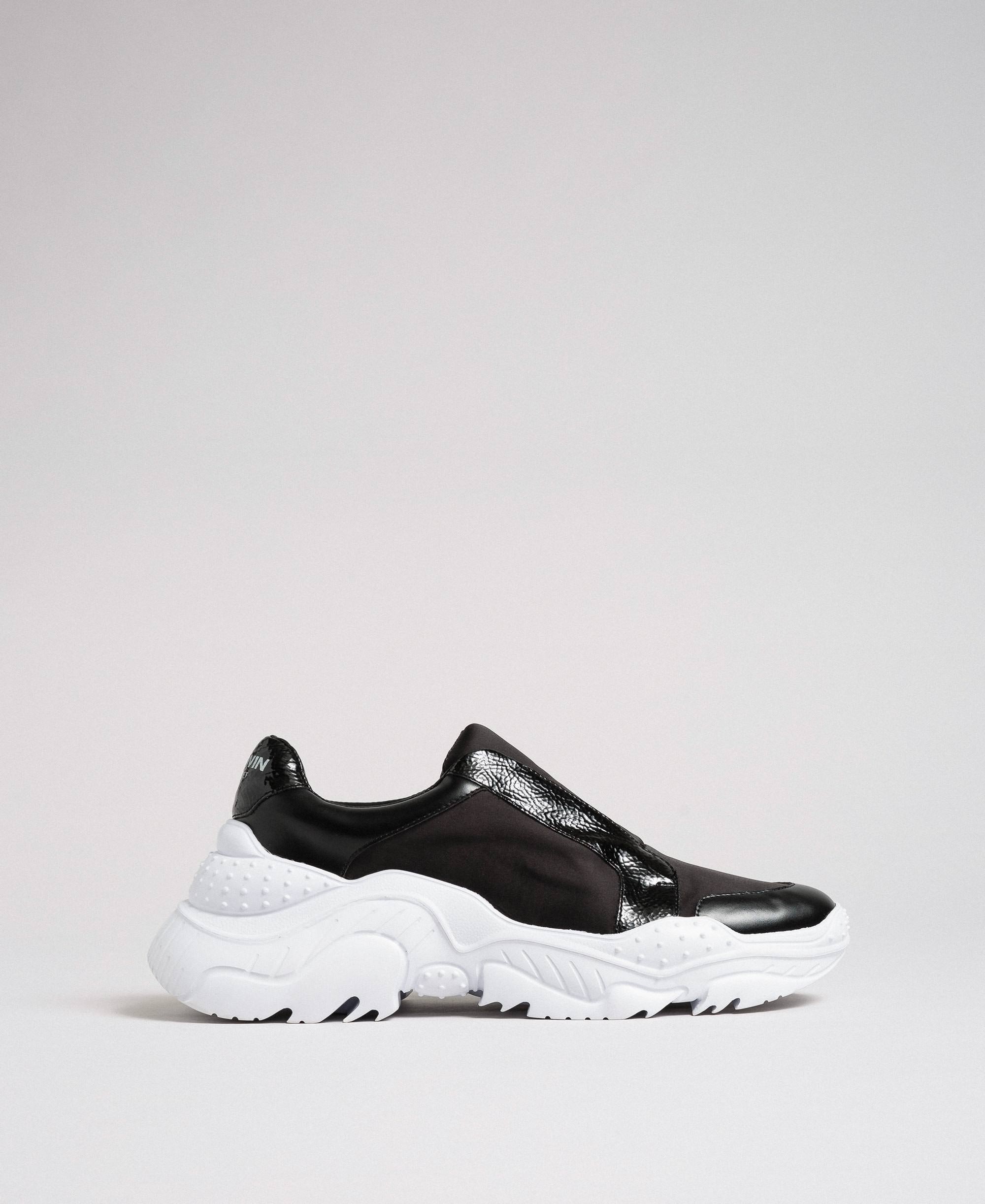Faux leather running shoes with no laces