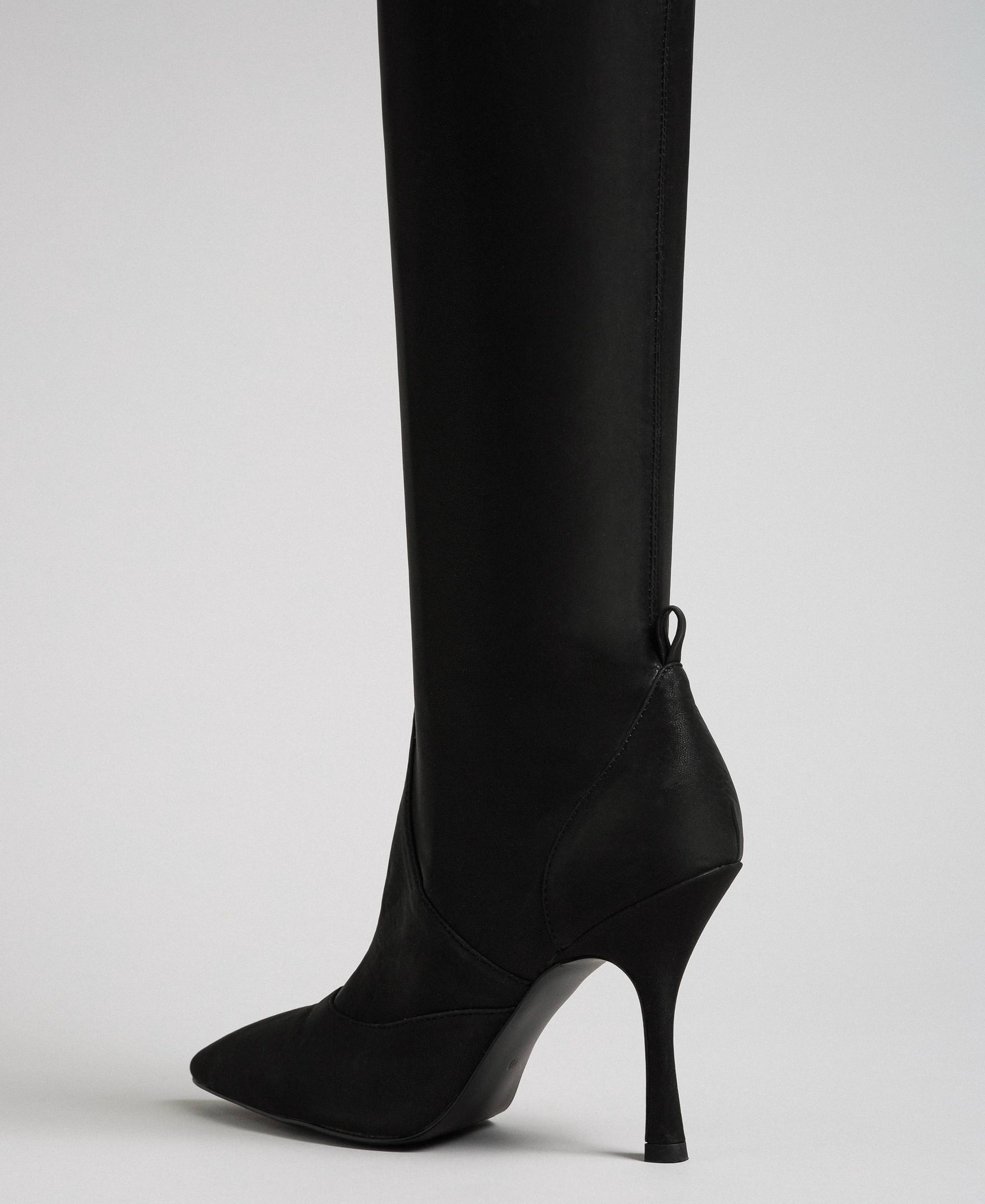 Thigh high boots with stiletto heel 