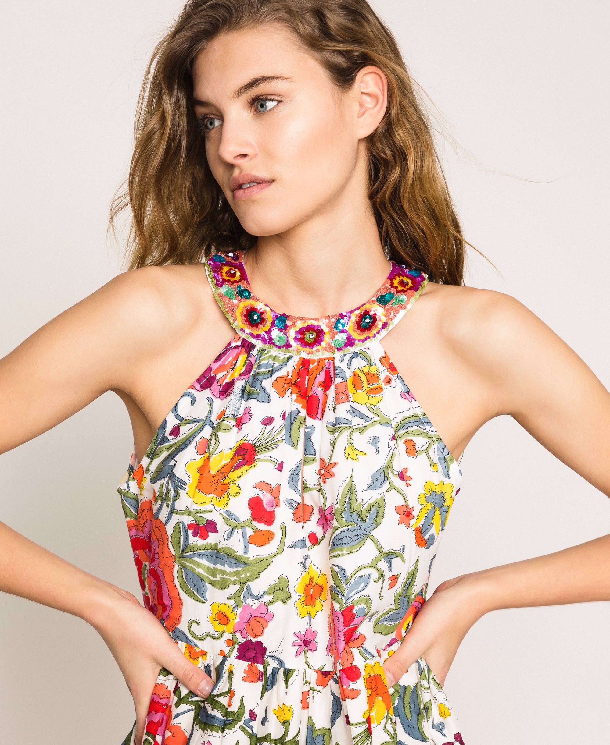 Robe femme bleue longue brodée coton